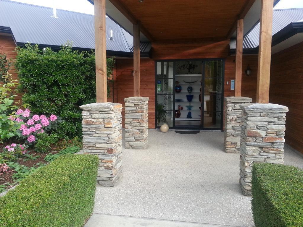 Wanaka Alpine Lodge Exterior foto